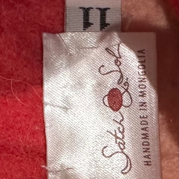 Satch and Sol handmade wool slippers size 11 - Picture 1 of 5